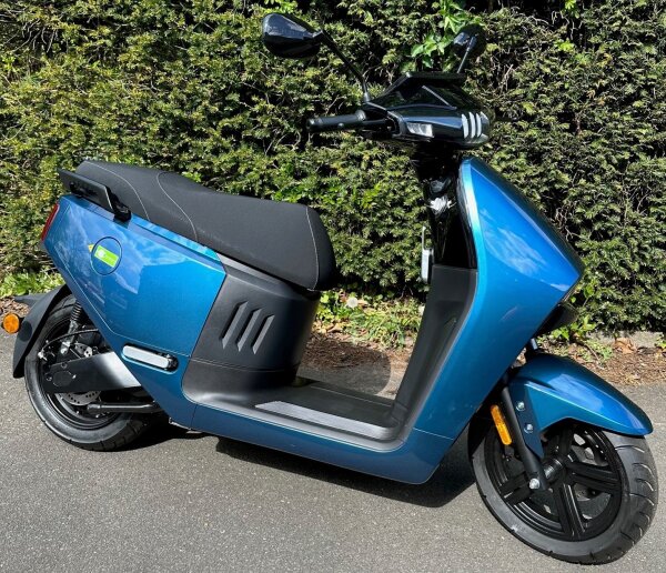 Elektroroller HYPE 2000 W 45 km/h blau