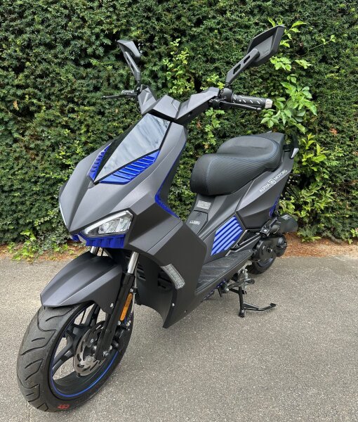 Motorroller Shark 50 ccm 45 km/h EURO 5 mattschwarz - 33 km