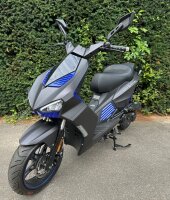 Motorroller Shark 50 ccm 45 km/h EURO 5 mattschwarz - 33 km